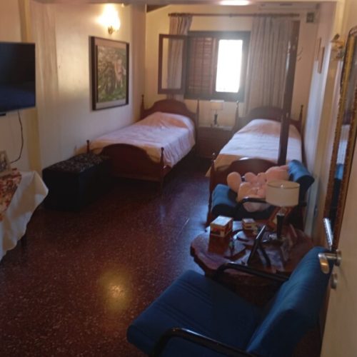 71083902-793b-47e2-96b0-e27a7d217b87