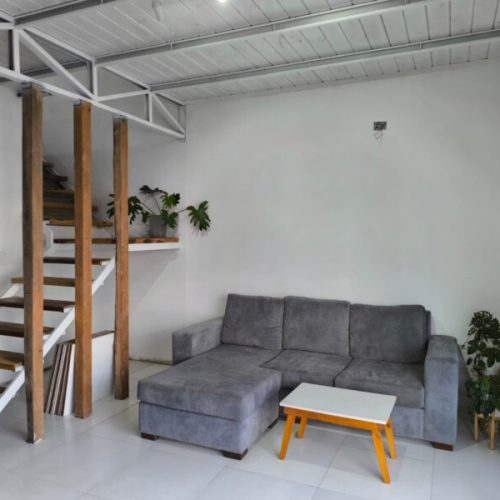 d25724f7-2585-49a1-a9d1-2ea21f31fa69